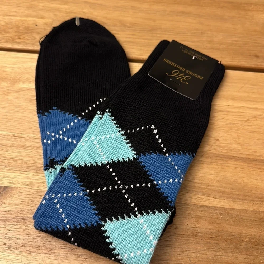 BROOKS BROTHERS socks no offers pls